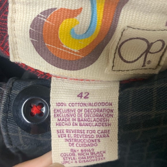 OP Black Green Plaid Print Cargo Shorts EUC | 42 - Picture 6 of 7